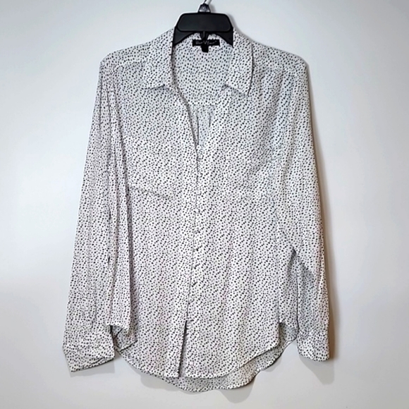 Velvet Heart White w/Black Polka-dots Collar - V-neck - Picture 9 of 16